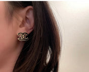 DOUBLE C STUD EARRING