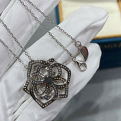 ROSE PEDANT SILVER DIAMOND NECKALCE