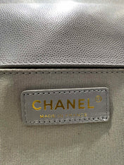 BOY BAG MEDIUM 25 GREY CAVIAR GOLD HARDWARE