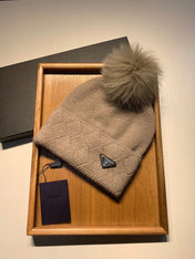 BEANIE HAT IN CAMEL BROWN WOOL AND RABBIT FUR 361437