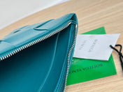 LARGE CASSETTE POUCH 35 IN LAGOON BLUE CALFSKIN