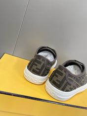 FENDI DOMINO MOTIF LOW-TOP SNEAKERS IN BROWN CANVAS