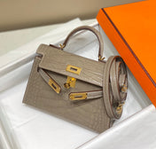 HERMES 25S MINI KELLY 19 IN MOCHA BROWN CALFSKIN GOLD HARDWARE  - PRE ORDER