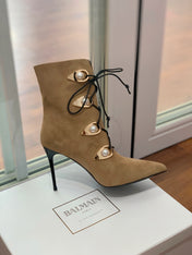 BALMAIN 26S BOOT 95 MM IN LIGHT BROWN SUEDE PEARL BUTTON