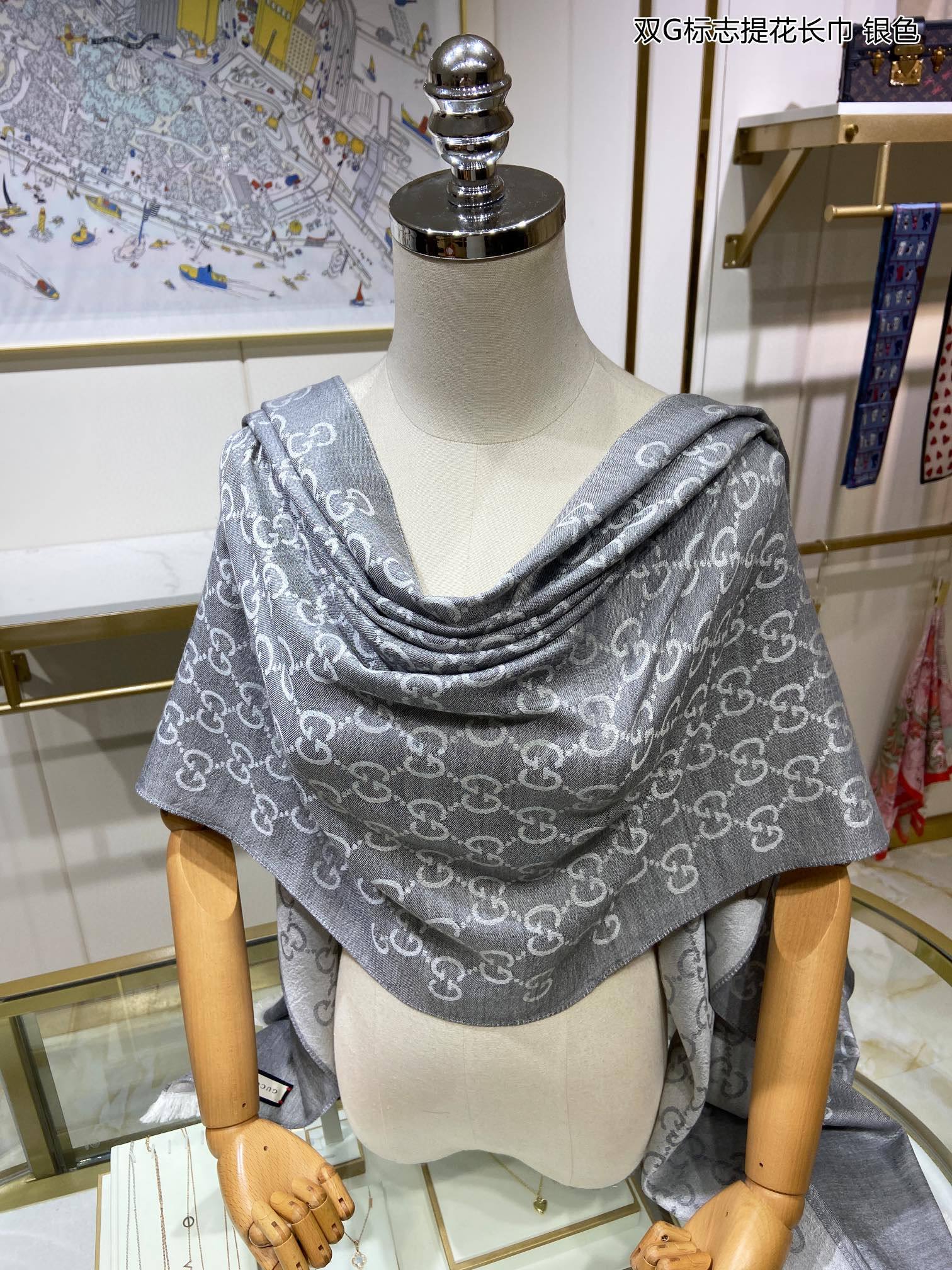 GUCCI 25S SCARF 200 IN CASHMERE SILK 706564