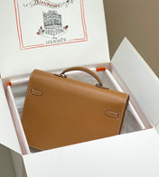 KELLY DEPECHES 38 BRIEFCASE IN GOLD TOGO CALFSKIN SILVER HARDWARE