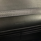 WALLET ON CHAIN MARGO 19 IN BLACK SMOOTH CALFSKIN GOLD HARDWARE