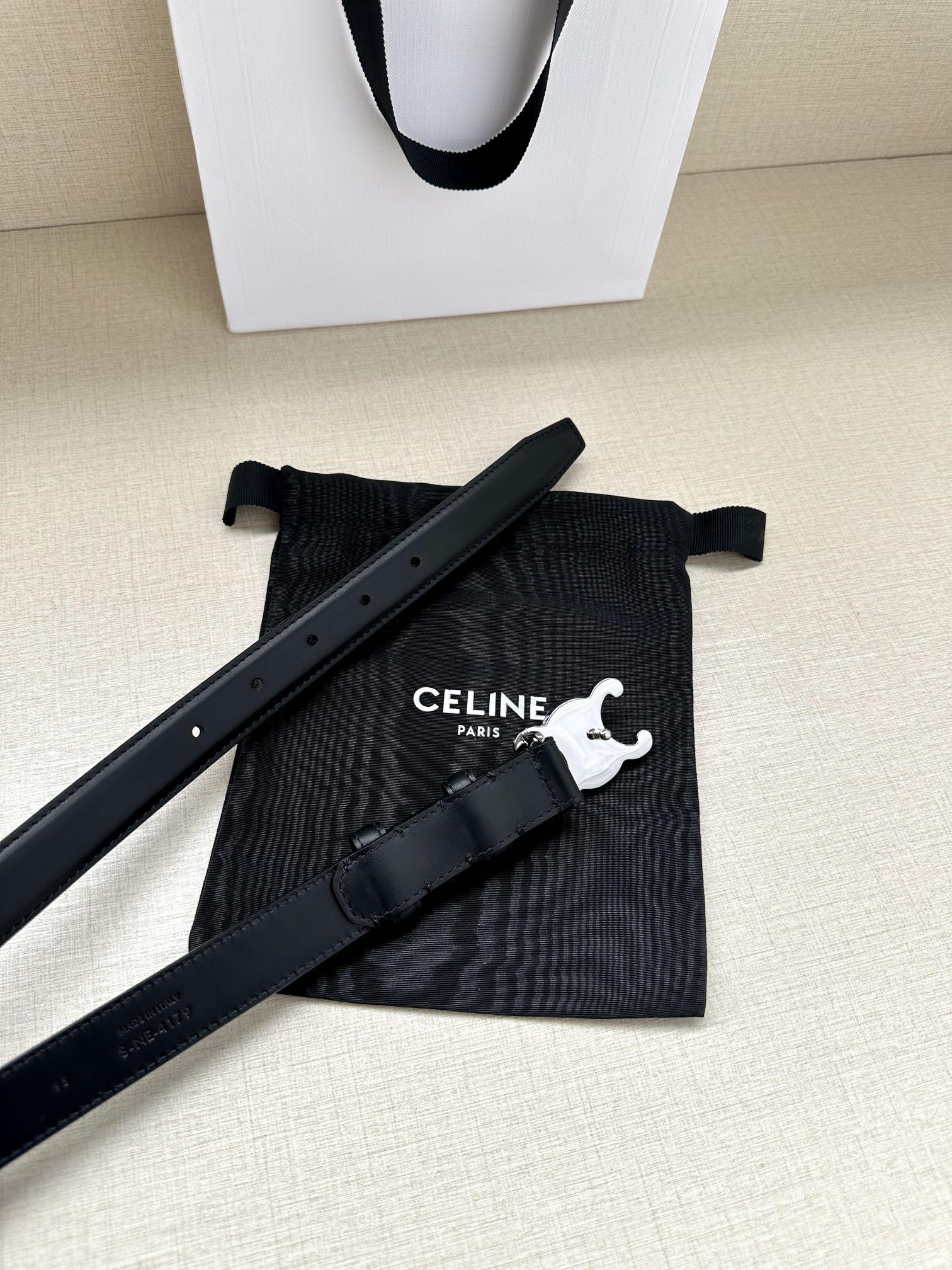 Medium Triomphe Belt 25mm Black Calfskin Shw