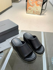 WEDGE SANDALS IN BLACK SOFT LAMBSKIN