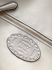 Fend Baguette 27 Bag Beige Calfskin Ghw