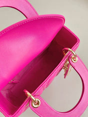 MEDIUM LADY 20 HANDBAG IN HOT PINK LAMBSKIN