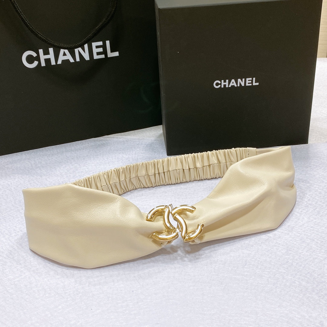 CHANEL 26S BELT 30 MM IN CREAM WHITE LAMBSKIN 662946