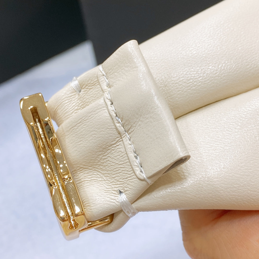 CHANEL 26S BELT 30 MM IN CREAM WHITE LAMBSKIN 662946