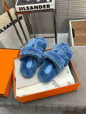 CHYPRE SLIPPERS IN AZURE BLUE LAMB WOOL