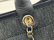CC DEAUVILLE LARGE 38 TOTE BAG IN DARK NAVY CANVAS WITH WHITE LOGO EMBROIDERED