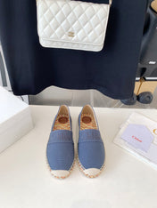 CHLOÉ LOAFER SHOES IN PIGEON BLUE DENIM AND WOVEN RAFFIA