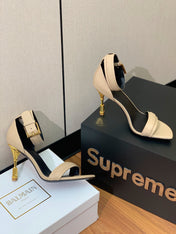 BALMAIN 25S SQUARE STRAP HIGH HEELS 100MM IN BEIGE PATENT CALFSKIN