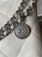 CC MEDIUM 37 HANDBAG IN WHITE SHINY CALFSKIN SILVER HARDWARE
