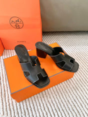 HELIA 60 SANDAL IN BLACK CALFSKIN