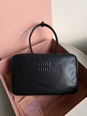 BEAU BAG 34 IN BLACK LEATHER