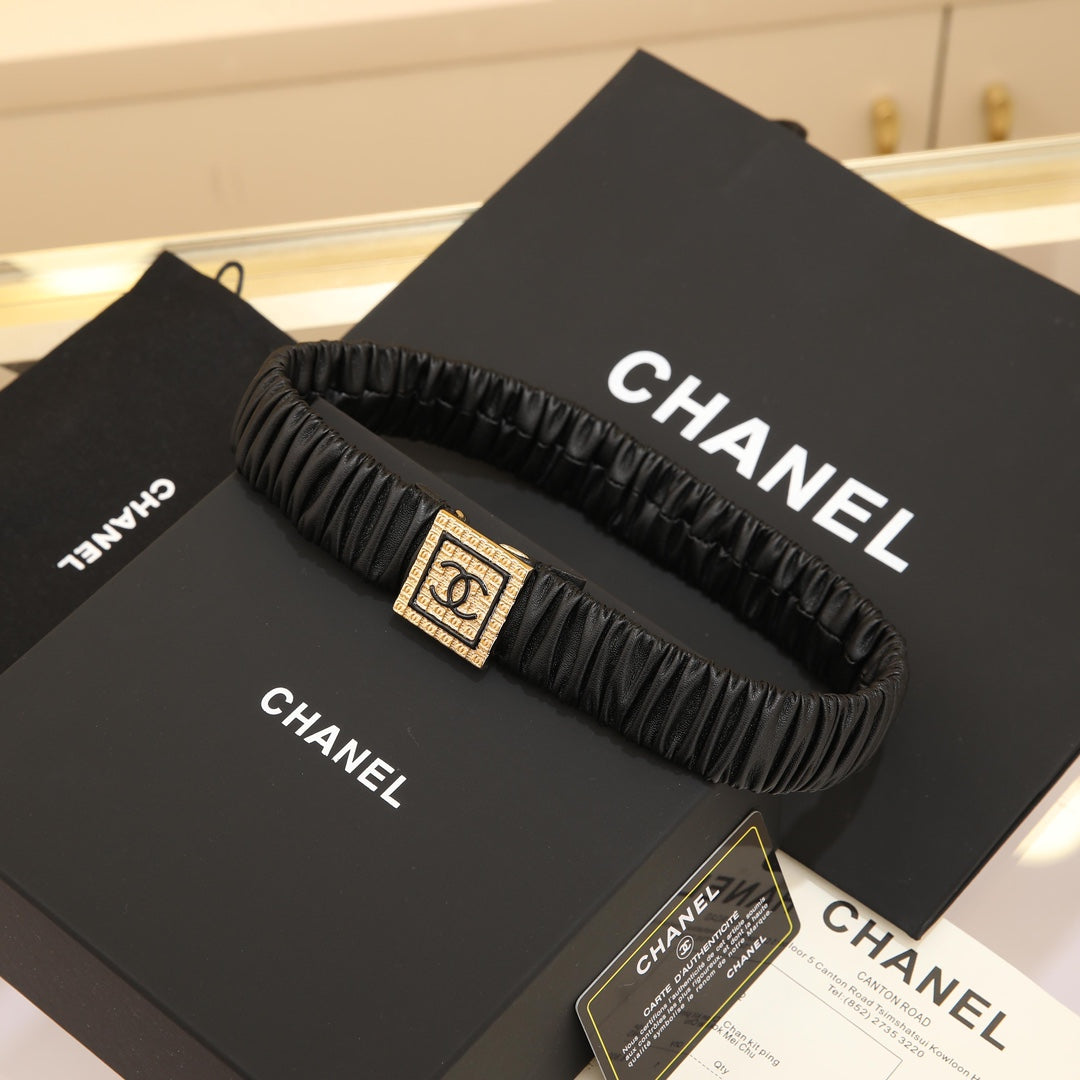 CHANEL 26S BELT 30 MM IN BLACK CALFSKIN 658425