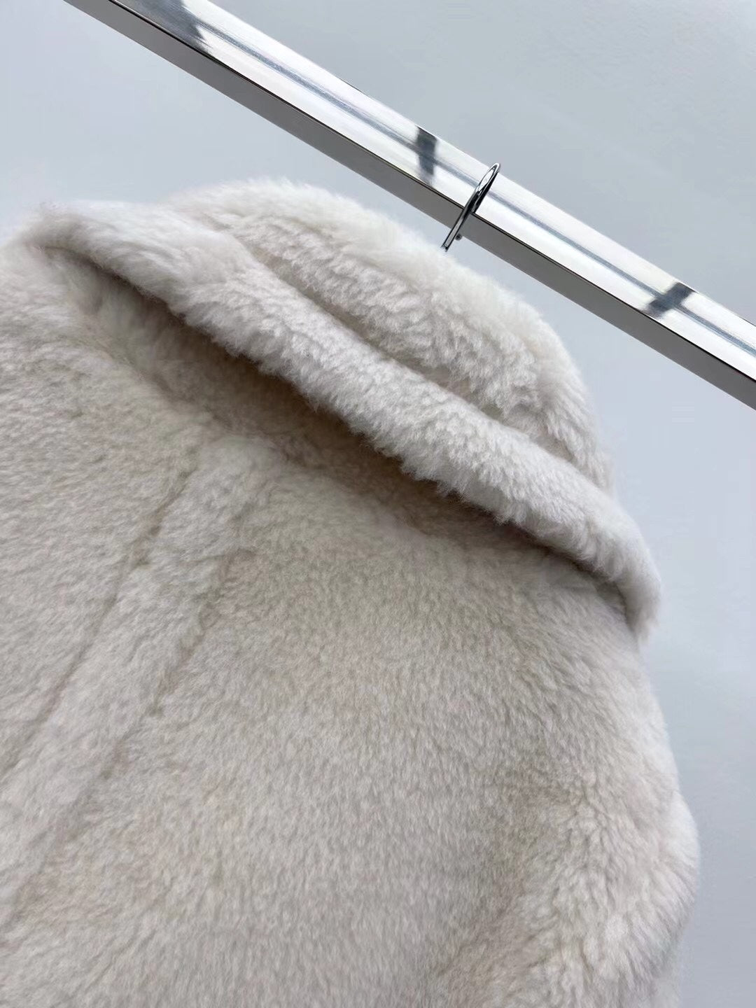 DIOR 25S LONG TEDDY COAT STYLE 262
