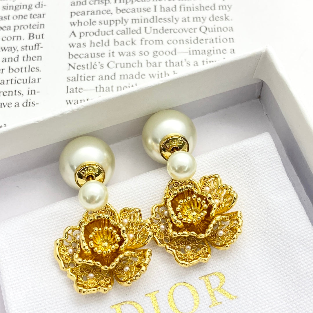 CD 26S PEARL FLORAL FILIGREE DOUBLE DROP EARRINGS IN GOLD METAL 631767