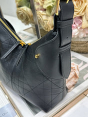 DIOR 26S VOYAGE BAG 22 IN BLACK CALFSKIN