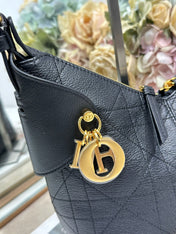DIOR 26S VOYAGE BAG 22 IN BLACK CALFSKIN