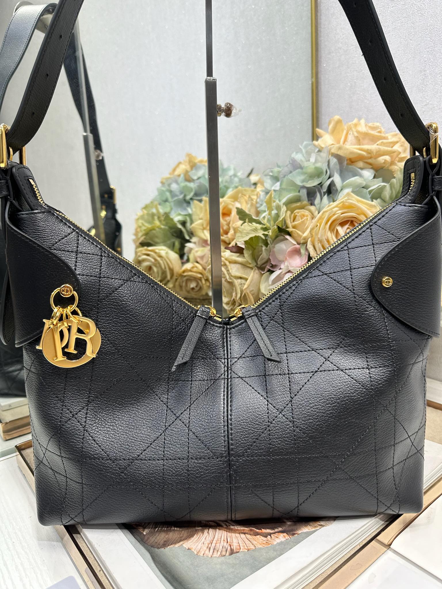 DIOR 26S VOYAGE BAG 28 IN BLACK CALFSKIN