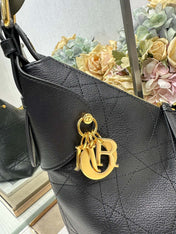DIOR 26S VOYAGE BAG 28 IN BLACK CALFSKIN