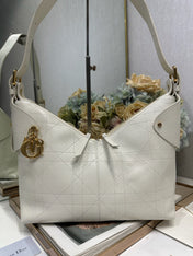 DIOR 26S VOYAGE BAG 28 IN CREAM WHITE CALFSKIN