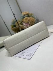 DIOR 26S VOYAGE BAG 34 IN CREAM WHITE CALFSKIN