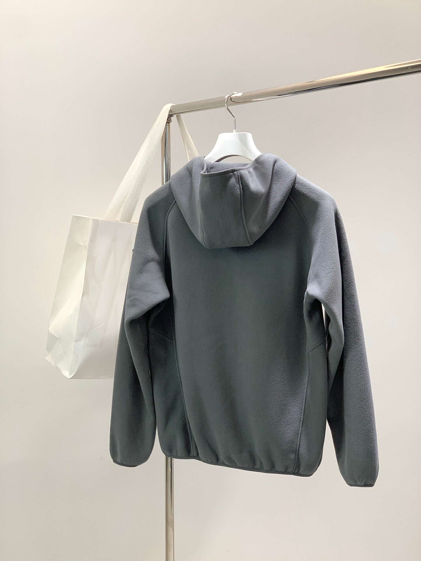 MONCLER 25S HOODED SWEATSHIRT 445