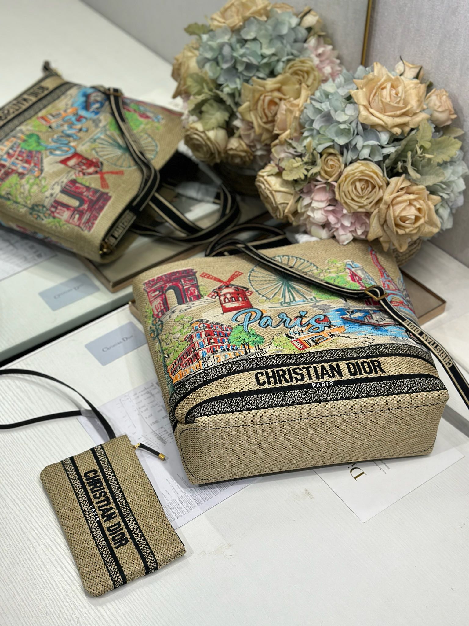 DIOR 26S BOOK TOTE BAG 34 IN MUTICOLOR RAFFIA STYLE 1
