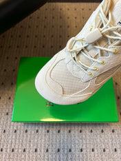 BOTTEGA VENETA 26S SNEAKERS IN CREAM WHITE SUEDE AND MESH FABRIC