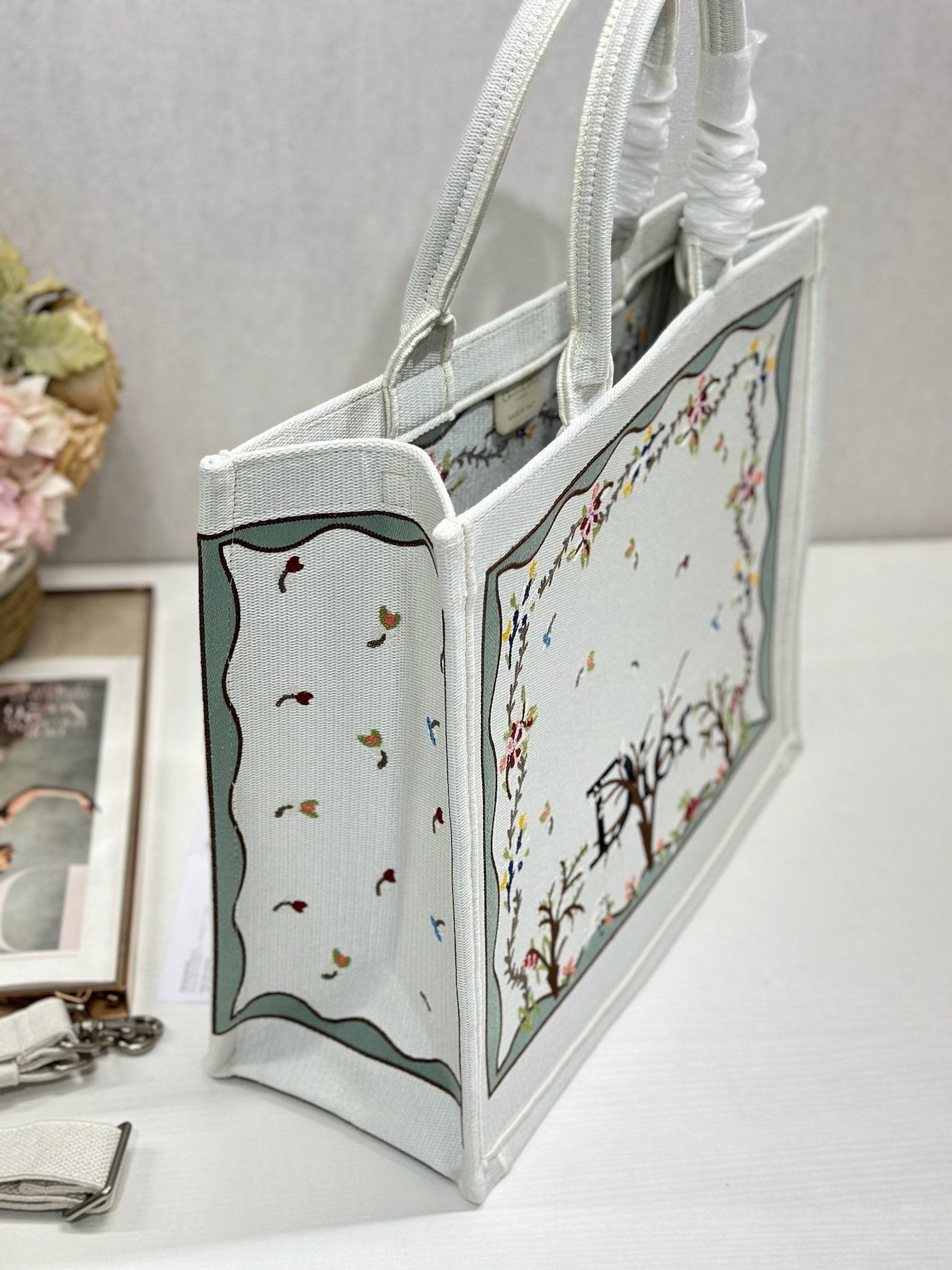 DIOR 26S BOOK TOTE BAG 42 IN WHITE BAYADERE FABRIC D-STRIPES EMBROIDERY