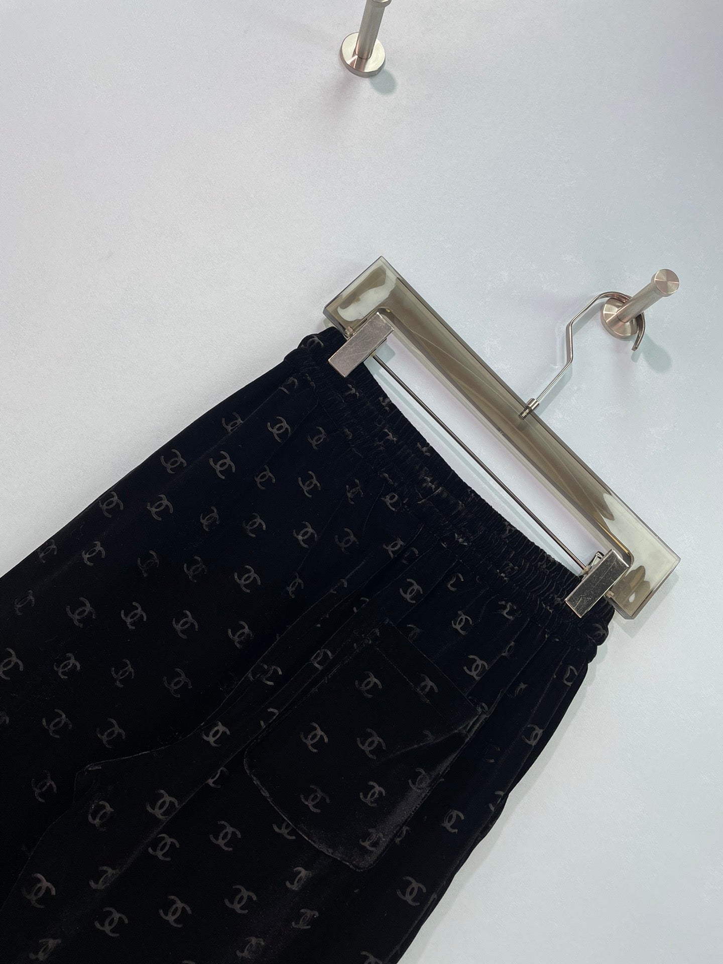 CHANEL 26S MONOGRAM PANTS 1742