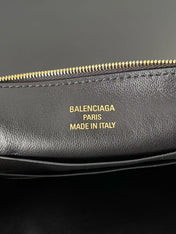 RODEO SHOULDER BAG 22 IN BLACK CALFSKIN GOLD HARDWARE