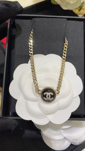 DOUBLE C ONYX NECKLACE GOLD DIAMOND