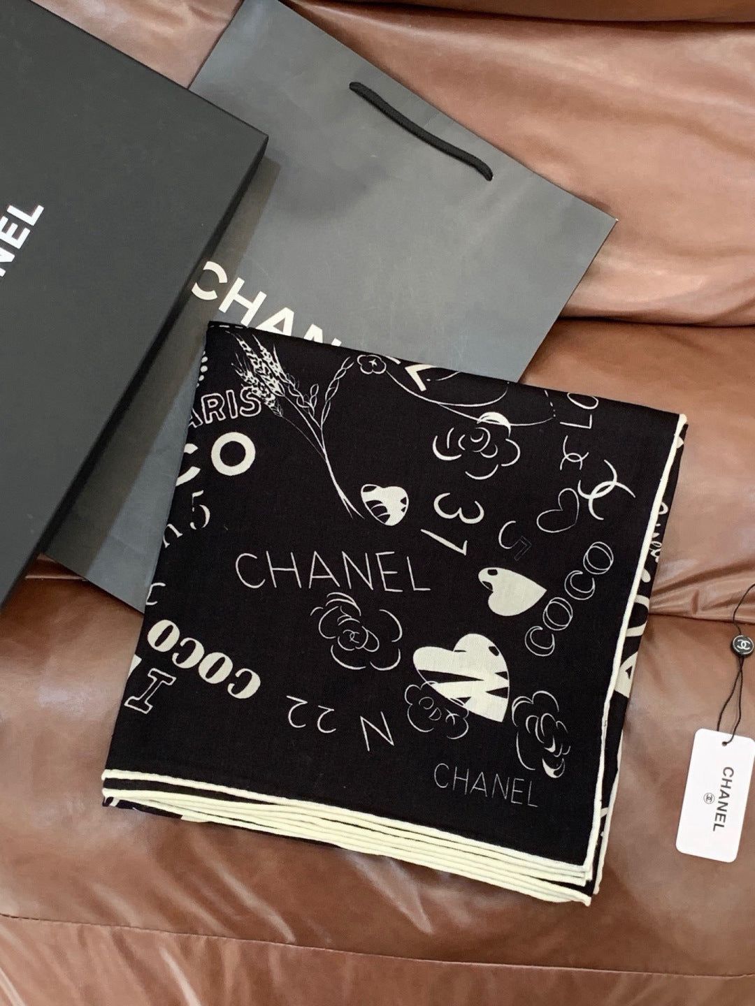 CHANEL 26S SCARF 135 IN CASHMERE AND SILK 307241