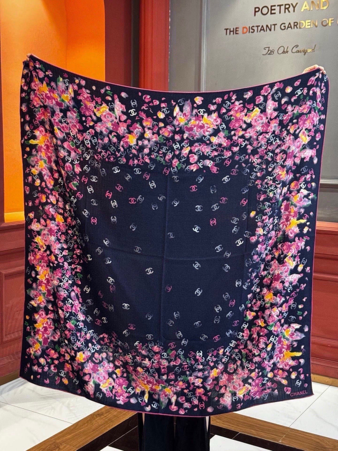 CHANEL 26S SCARF 135 IN CASHMERE AND SILK 307250