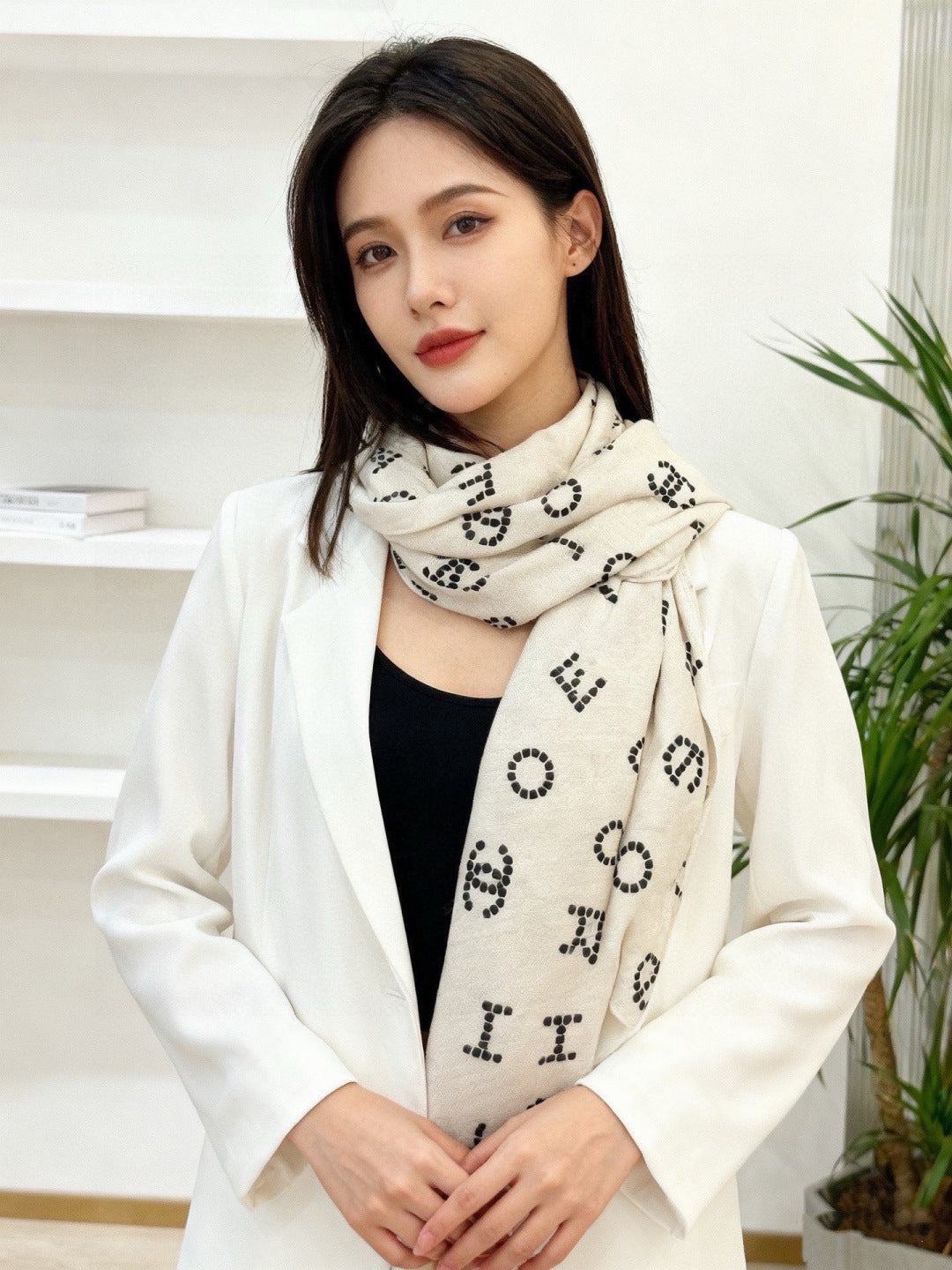 CHANEL 26S SCARF 135 IN CASHMERE AND SILK 309322