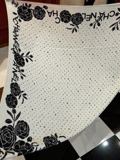 CHANEL 26S SCARF 140 IN CASHMERE AND SILK 309331