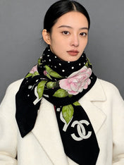 CHANEL 26S SCARF 140 IN CASHMERE AND SILK 309336