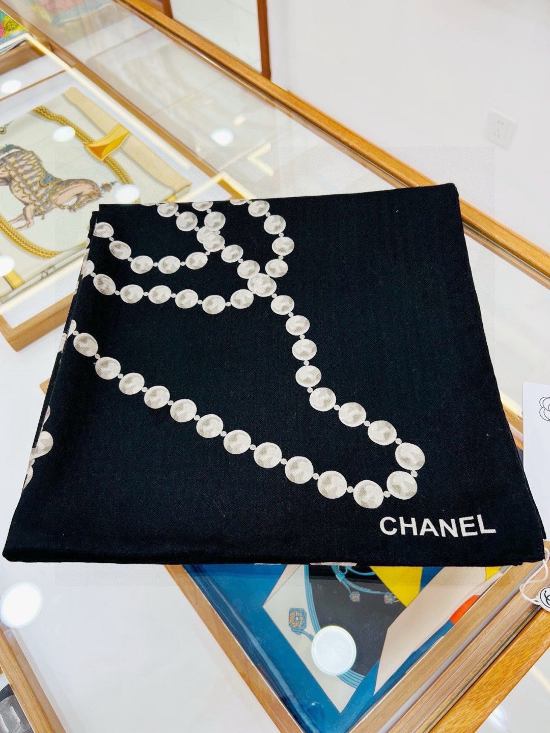 CHANEL 26S SCARF 140 IN SILK 311964
