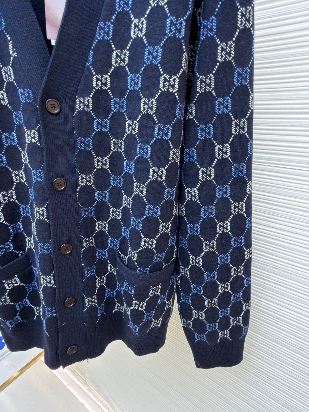GUCCI 26S CARDIGAN 229