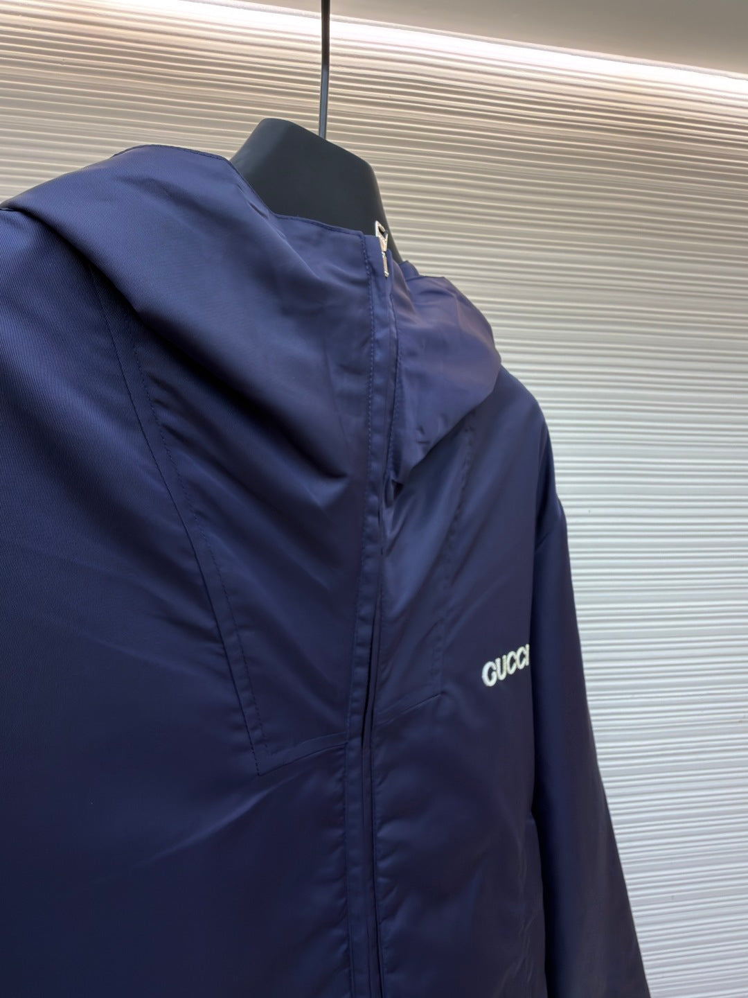 GUCCI 26S HOODED ZIP-UP JACKET 551