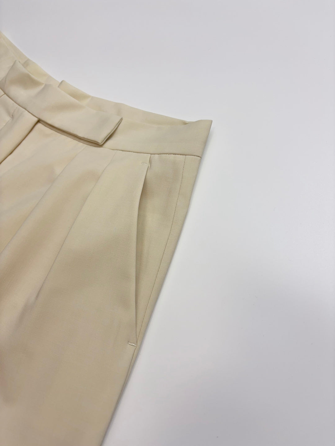MAXMARA 26S SHORTS 259