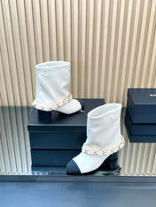 CHANEL 25S LOW BOOTS 65MM IN WHITE CALFSKIN GOLD HARDWRE